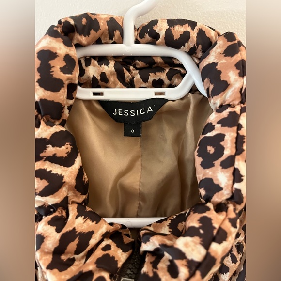 SOLD - Animal Print Vest - Picture 7 of 8